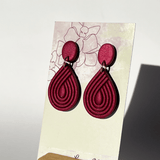 Cassandra in burgundy - LeonNata